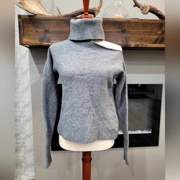 PAIGE Wool Sweater, Size XS, PRESTIGE CONDITION - Picture 2 of 9